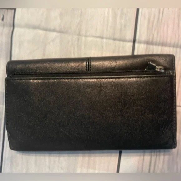 Coach Black Leather Essentials Poppy Trifold Wallet EUC​ - Picture 5 of 10